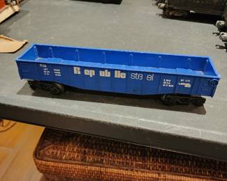 Lionel 9136 Republic Steel Blue Gondola - $8.00