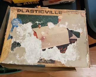 Plasticville 2602-100 Barn (in Box) - $10.00
