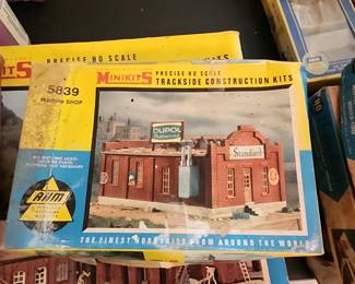 AHM 5839 Machine Shop (in Box) - $12.00