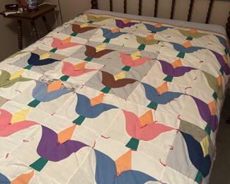 Tulip pattern quilt
