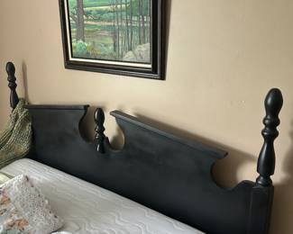 painted broken arch queen bed with mattress set