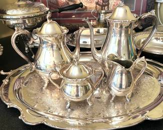 William Rogers "Reflection" silverplate service set