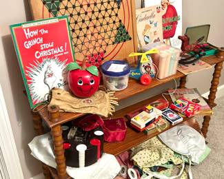 vintage toys, vintage children's books , 1938 chinese Checkers . book stand
