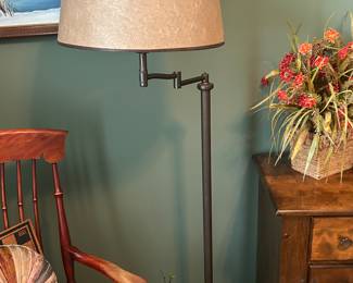 floor lamp