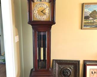 Colonial Mgf. grandfather clock