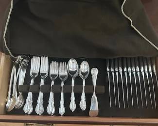 Silverware set