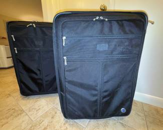 Boyt Luggage set - carry-ons inside (not shown)