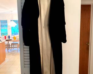 Lord and Taylor Vintage 1950s Black Velvet Cape