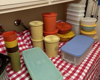Misc Tupperware Items