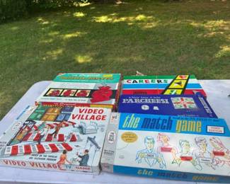 (5) Vintage Board Games Feat. Video Village