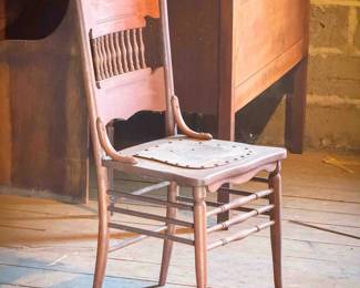Beautiful Vintage Wood Chair