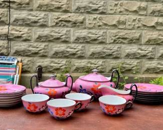 Handpainted Phoenix China Tea Set