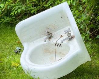 Vintage Corner Sink