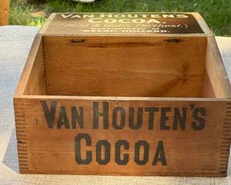 Vintage Van Houten Cocoa Box