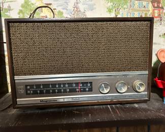 Nice vintage radio