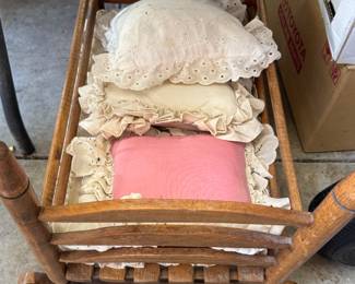 Baby crib