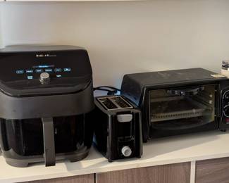 Air Fryer - Toaster - Toaster Oven