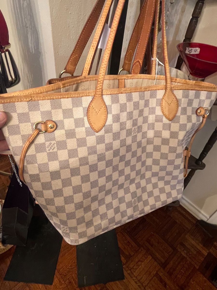 fully authentic w/ cert -louis vuitton large azur neverfull w/ dust bag and maybe the right box too !