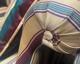 closer look at loveseat