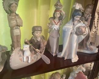 RARE  VERY RETIRED NATIVE AMERICAN LLADRO   HAVE 4 MINT CONDITION - NO BOXES ON THESE 4 BUT MINT 