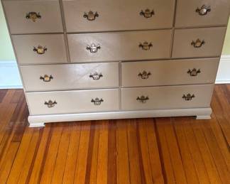 vintage dressers 
