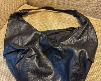 black leather shoulder slouchy hobo bag 
