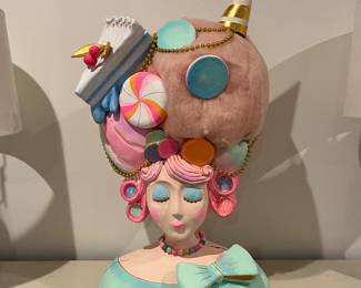GLITTERVILLE - MARIE -ANTIOSWEET DISPLAY