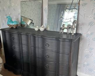 HOOKER DRESSER