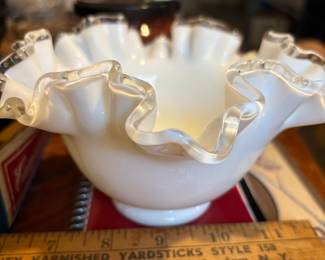 It’s a pretty little bowl