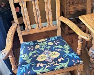 Arm chair