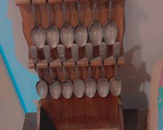 Spoon rack