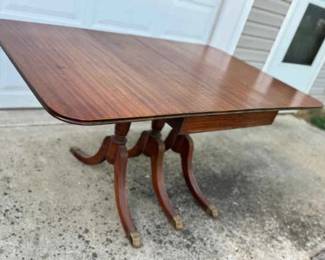 Duncan Phyfe Style Drop Leaf Table With Bear Claw Feet