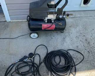 Central Pneumatics 2HP 8Gal Air Compressor