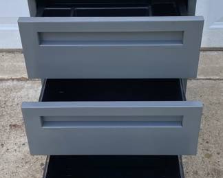 Rolling 3 Drawer File Cabinet