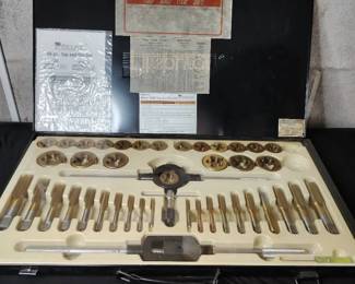 42 Piece SAE Tap and Die Set