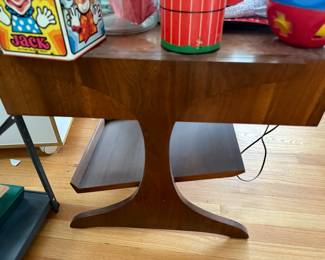 MCM Kroehler side table