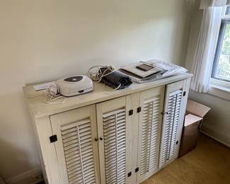 storage chest with shutters