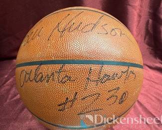 Autographed Lou Hudson Atlanta Hawks Ball (no guarantee of authenticity)