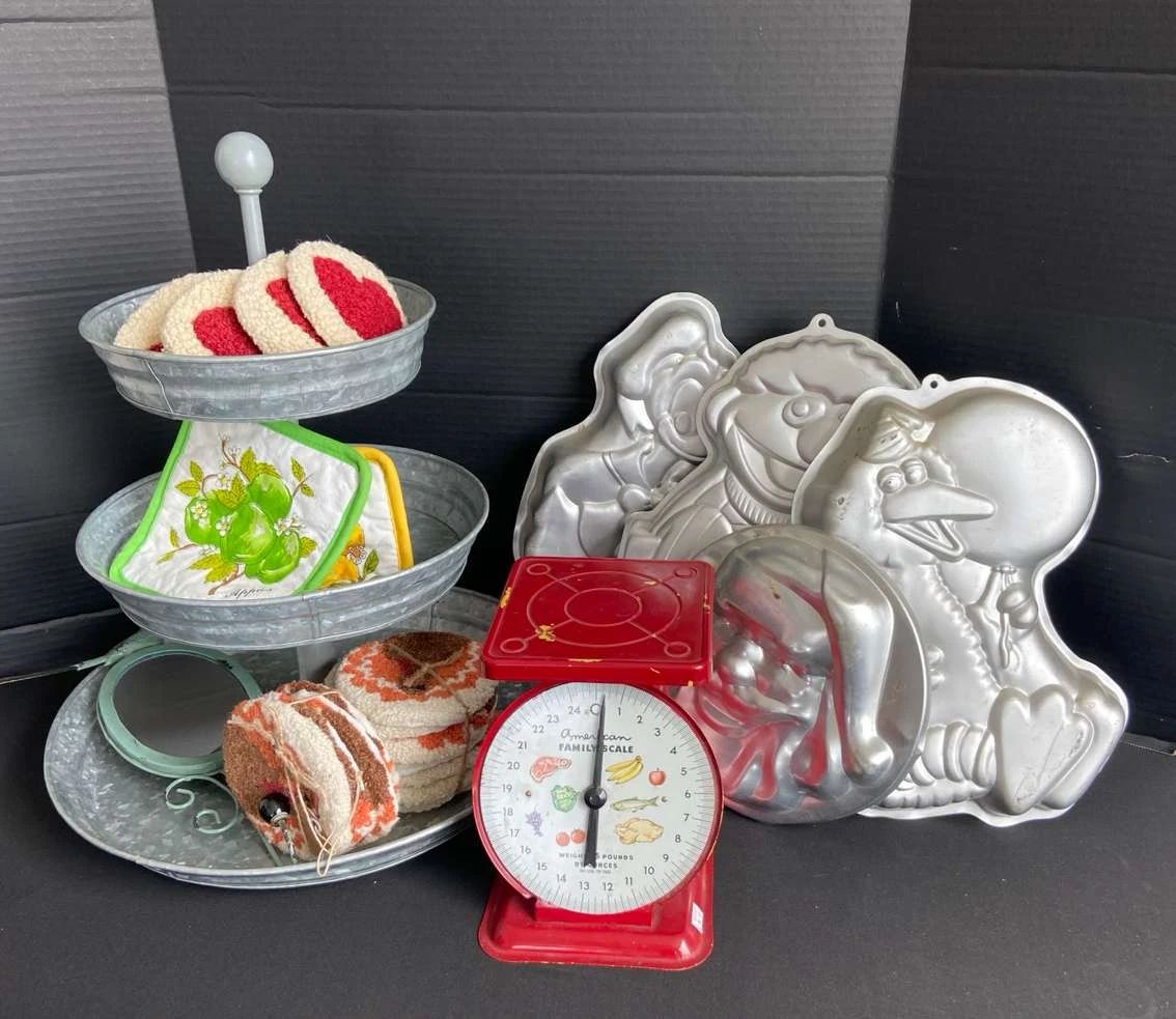 3 Tier Galvanized Steel Serving Tray Cake Pans Vintage Scale Holiday Coasters
