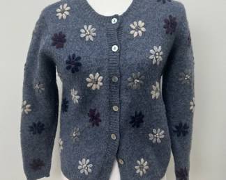 100 Wool Petite Womens Floral Button Up Sweater