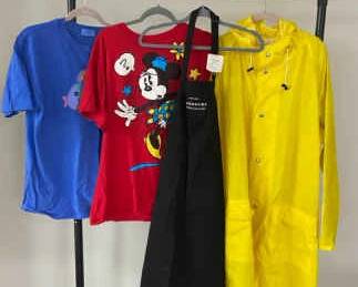Rug Duck Yellow Hooded Raincoat Starbucks Apron Fun Print TShirts
