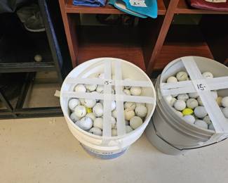 5 gallon buckets of used golf balls