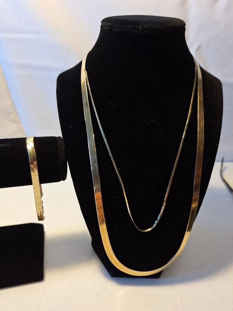 14k and 10k Necklaces and Bracelet