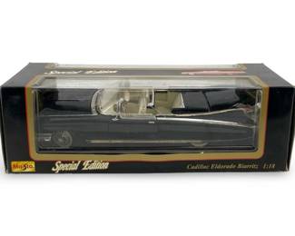 Special Ed. 1:18 Maisto Cadillac Eldorado Biarritz
