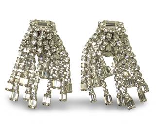 Pair 1950s Weiss Rhinestone Clip On Earrings
