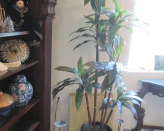 7' Potted Plant