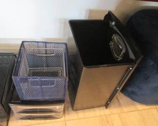 Storage & Organizing Containers