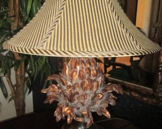 "Maitland Smith" MCM/Regency Table Lamp, 25" High. Carved Gilded Gold Artichoke Base & Detailed Shade.