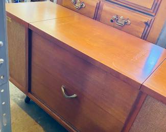 Vintage stereo record player