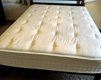 Furniture Queen Bed II